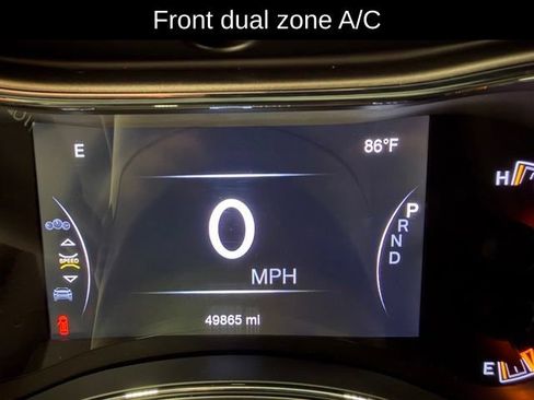 Used 2022 Jeep Grand Cherokee Laredo X AWD/4WD image 10