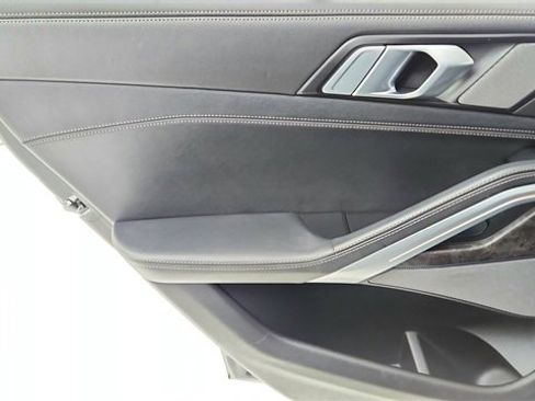 Used 2024 BMW X6 M60i image 32