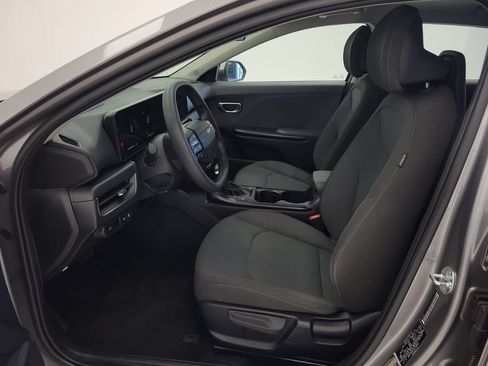 Used 2025 Kia K4 FWD image 8