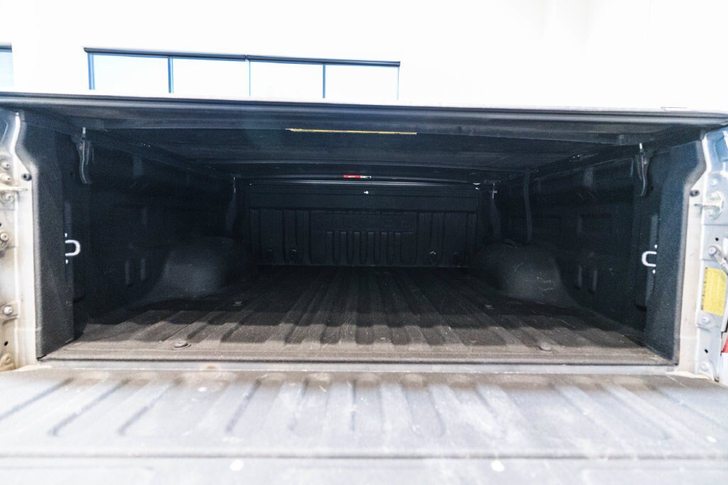 Used 2017 Toyota Tundra SR5 w/ TRD Off Road Package AWD/4WD image 34