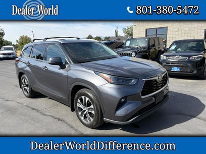 Used 2022 Toyota Highlander XLE