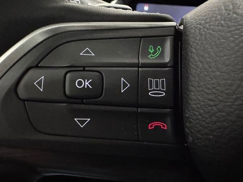 New 2025 Jeep Grand Cherokee Altitude image 26