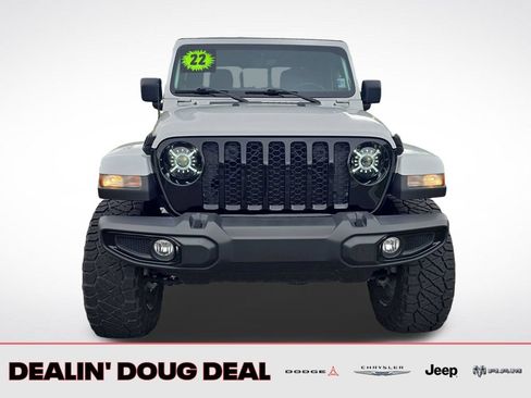 Used 2022 Jeep Gladiator Sport AWD/4WD image 9