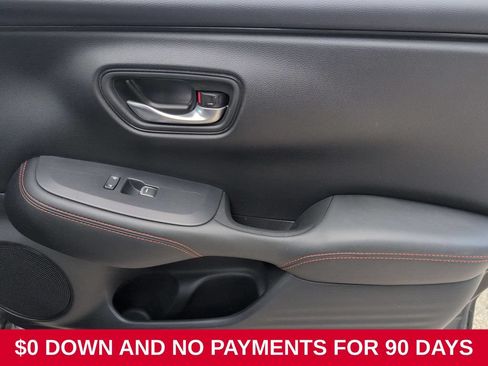 Used 2025 Honda HR-V Sport image 32