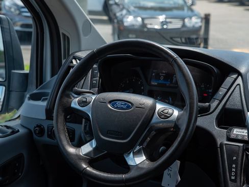 Used 2017 Ford Transit 350 XL RWD image 23