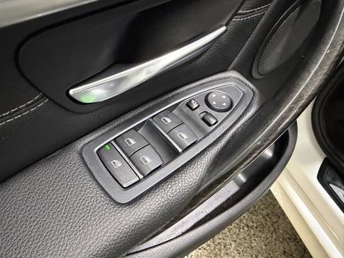 Used 2018 BMW 330i xDrive Sedan image 21