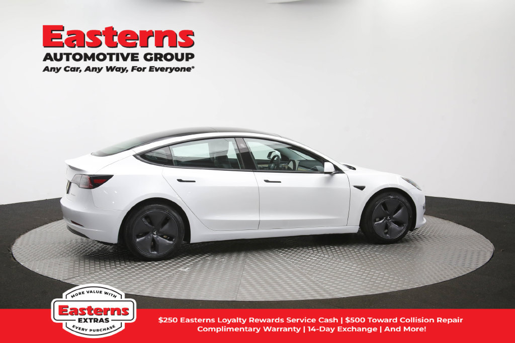 Used 2022 Tesla Model 3 Long Range AWD/4WD image 39