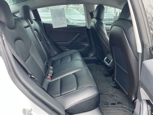 Used 2020 Tesla Model 3 Standard Range Plus image 13