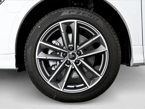New 2025 Audi Q3 2.0T Premium image 7