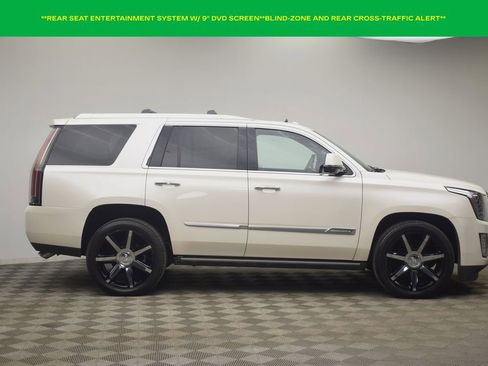 Used 2015 Cadillac Escalade Premium image 11