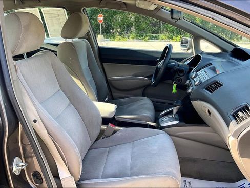Used 2010 Honda Civic LX image 7