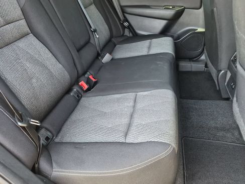 Used 2025 Nissan Rogue SV AWD/4WD image 19