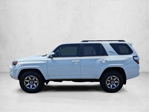 Used 2021 Toyota 4Runner TRD Off-Road AWD/4WD image 9