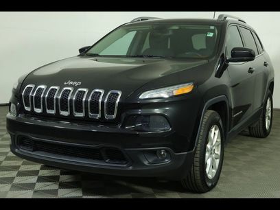 Used 2016 Jeep Cherokee Latitude w/ Safety/Convenience Group
