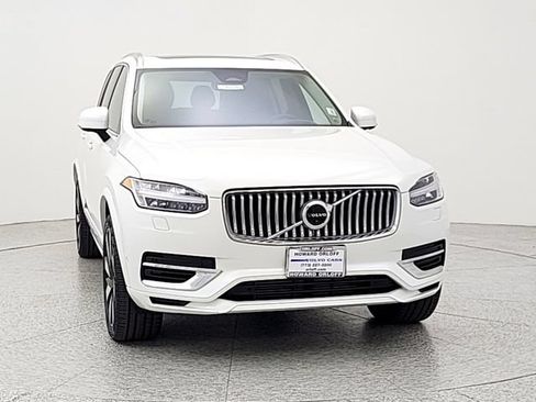 Used 2023 Volvo XC90 T8 Ultimate w/ Protection Package Premier AWD/4WD image 2