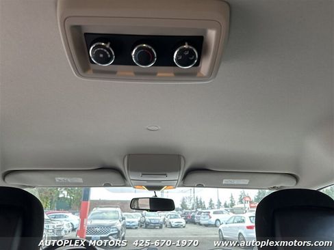 Used 2017 Dodge Grand Caravan SE w/ Power Window Group image 16