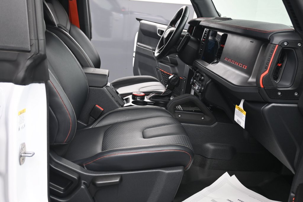 Used 2025 Ford Bronco Raptor AWD/4WD image 11