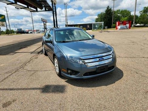 Used 2011 Ford Fusion SE w/ 202A Rapid Spec Order Code FWD image 2