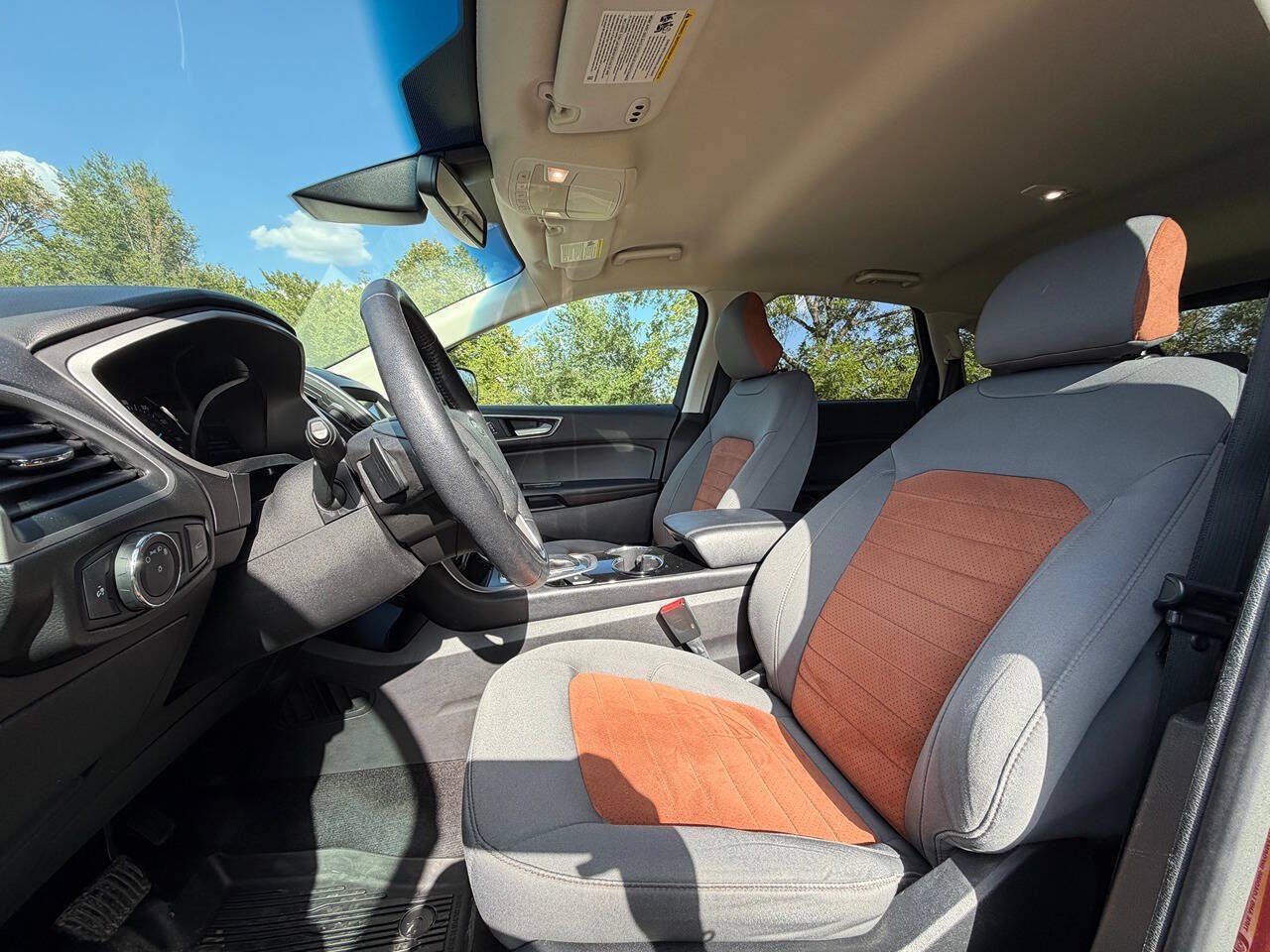 Used 2018 Ford Edge SEL w/ Equipment Group 201A AWD/4WD image 12