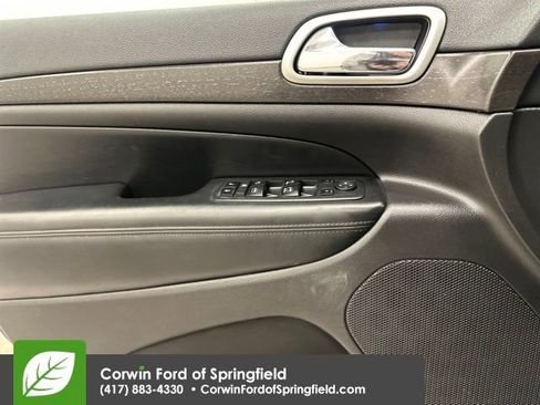 Used 2018 Jeep Grand Cherokee Laredo image 34