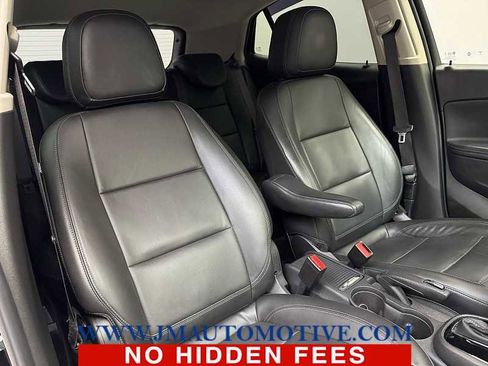 Used 2019 Buick Encore Essence w/ Experience Buick Package AWD/4WD image 21
