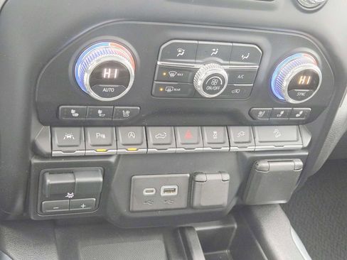 Used 2020 GMC Sierra 1500 Denali w/ Technology Package image 36