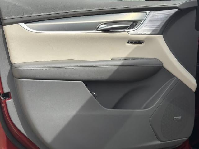 Certified 2024 Cadillac XT5 Premium Luxury w/ Technology Package FWD image 10