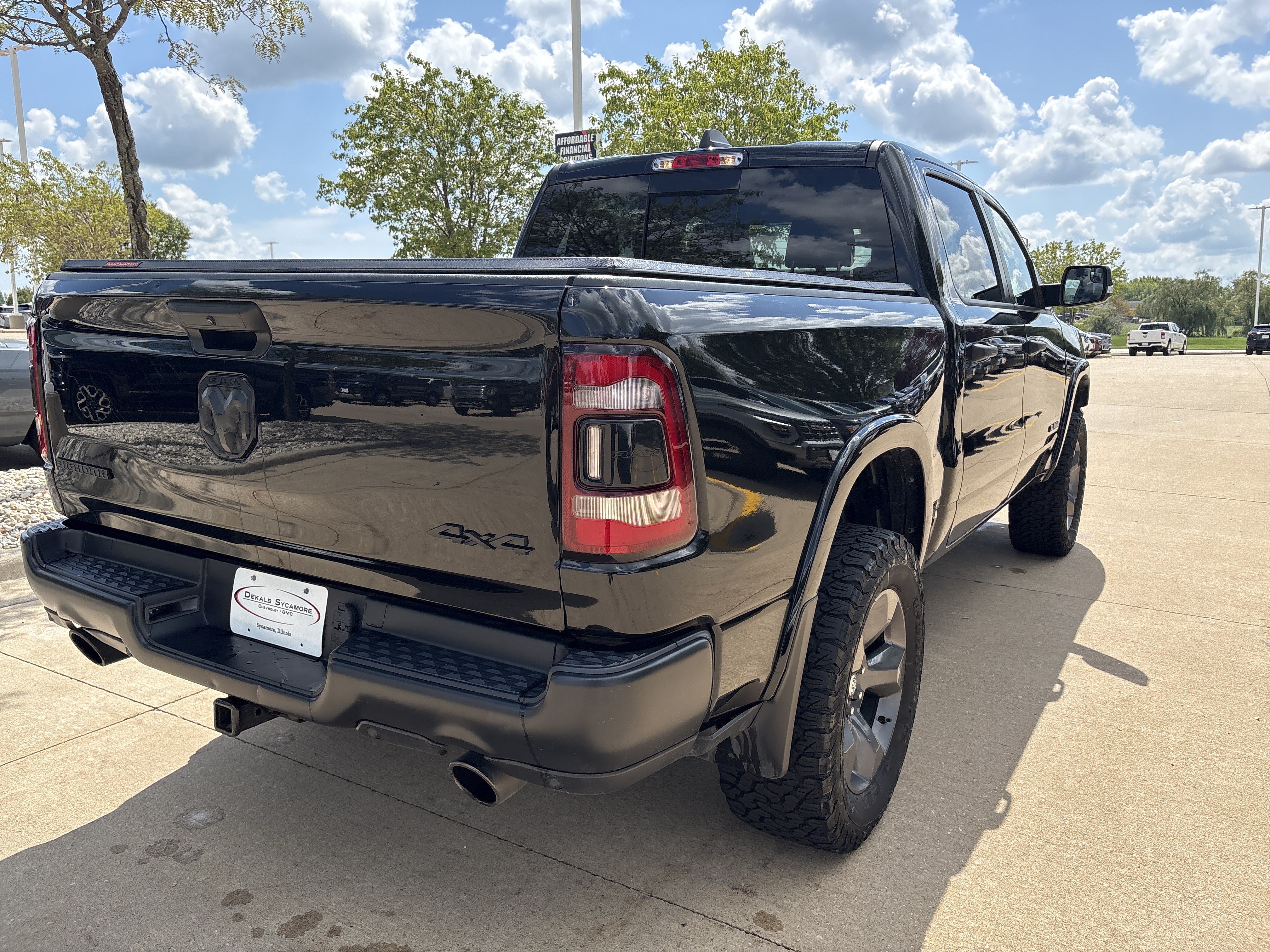 Used 2022 RAM 1500 Big Horn w/ Built-to-serve Edition AWD/4WD image 9