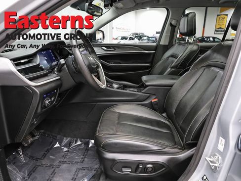 Used 2022 Jeep Grand Cherokee Limited 4xe AWD/4WD image 14