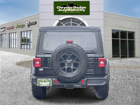 Used 2025 Jeep Wrangler Unlimited Sport image 7