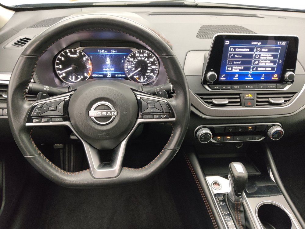 Used 2025 Nissan Altima 2.5 SR FWD image 22