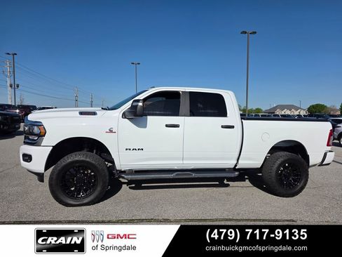 Used 2024 RAM 2500 Big Horn w/ Off Road Package AWD/4WD image 4