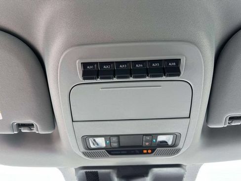 New 2026 Ford F250 XL w/ XL Chrome Package RWD image 31