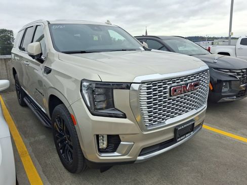 Used 2024 GMC Yukon Denali AWD/4WD image 2