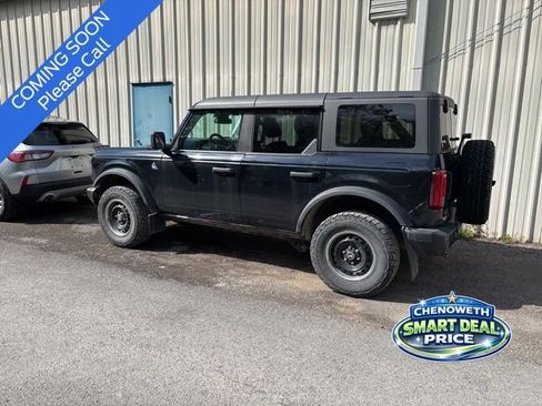 Used 2022 Ford Bronco Black Diamond AWD/4WD image 2