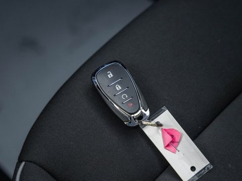 Used 2025 Chevrolet TrailBlazer LT w/ LT Cold Weather Package image 38