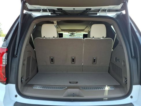 New 2026 GMC Yukon Denali RWD image 6