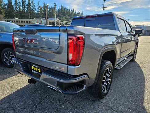 Used 2019 GMC Sierra 1500 AT4 w/ AT4 Premium Package image 3