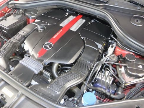 Used 2019 Mercedes-Benz GLE 43 AMG GLE 43 AMG image 29