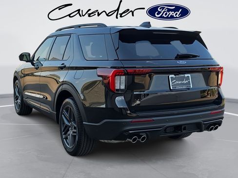 New 2026 Ford Explorer ST w/ Sun And Sound Package image 7