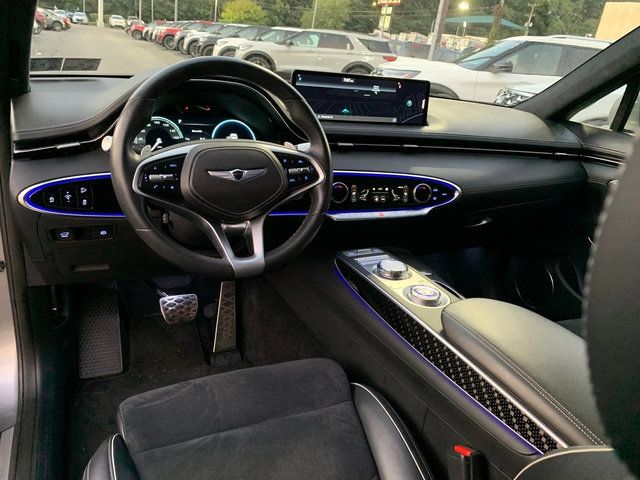 Used 2022 Genesis GV70 3.5T Sport w/ Sport Prestige Package AWD/4WD image 21