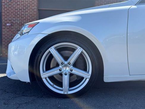 Used 2016 Lexus IS 200t w/ Navigation System Package RWD image 5