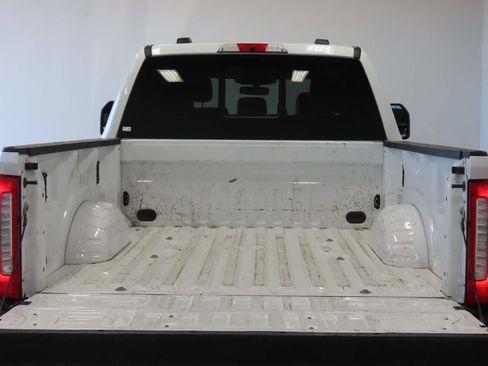 Used 2024 Ford F250 Lariat image 5