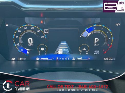 Used 2024 Chevrolet Colorado LT RWD image 29