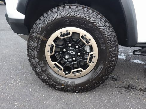 New 2025 Chevrolet Colorado ZR2 w/ Technology Package image 29