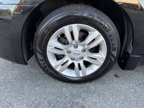 Used 2011 Nissan Altima 2.5 SL w/ 2.5SL Pkg FWD image 21