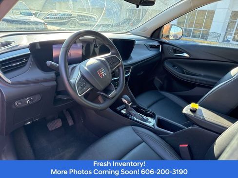 Used 2024 Buick Encore GX Sport Touring image 11