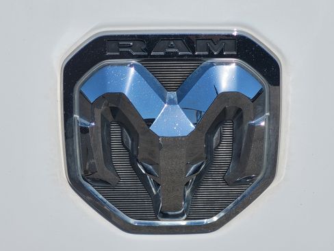 Used 2021 RAM 1500 Big Horn AWD/4WD image 11