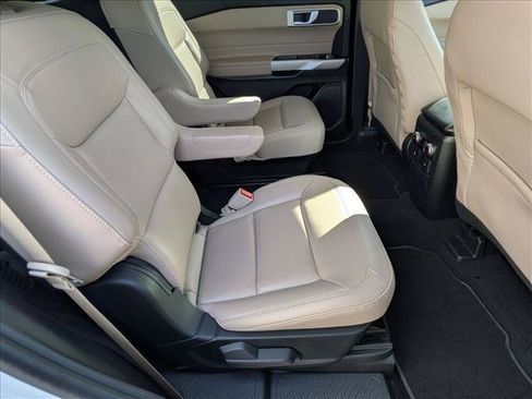 Certified 2023 Ford Explorer XLT w/ Equipment Group 202A RWD image 19