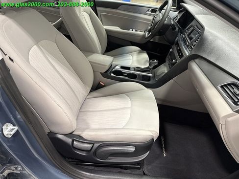 Used 2016 Hyundai Sonata SE image 5